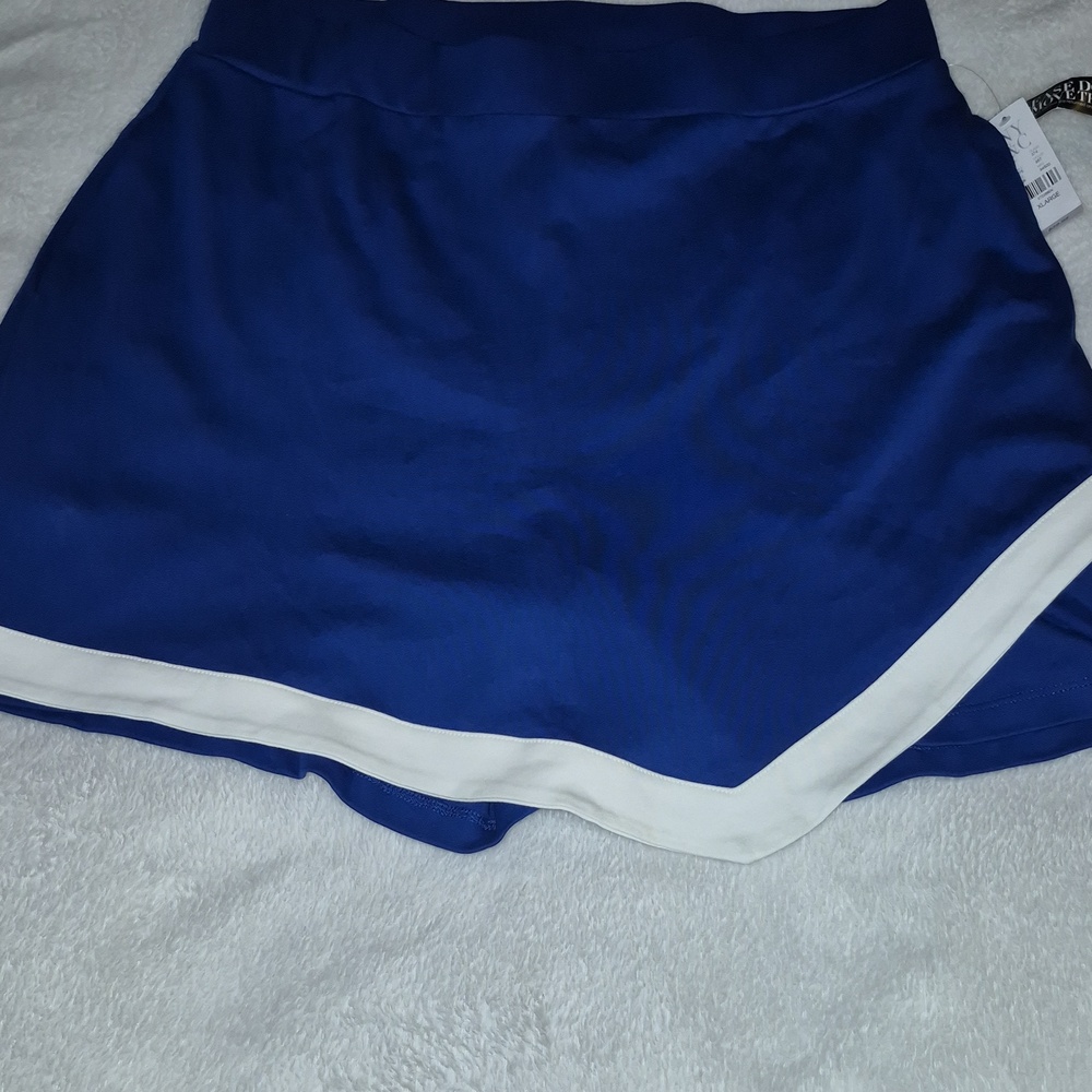 Blue Women's Athletic Skort with White Trim Sz. XL